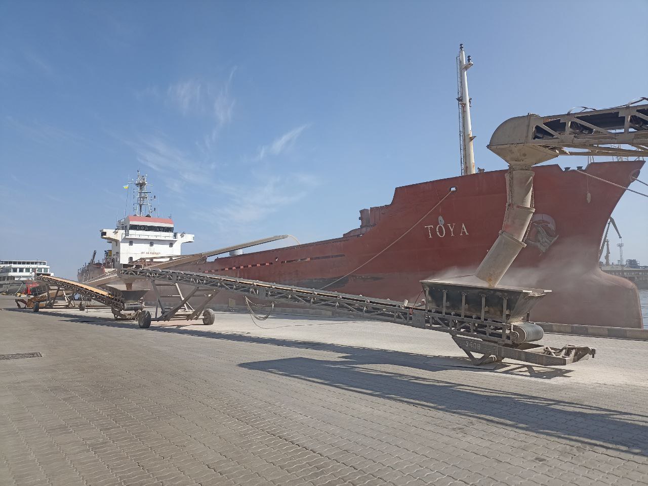 Експорт зерна ТОВ Юнікорнс